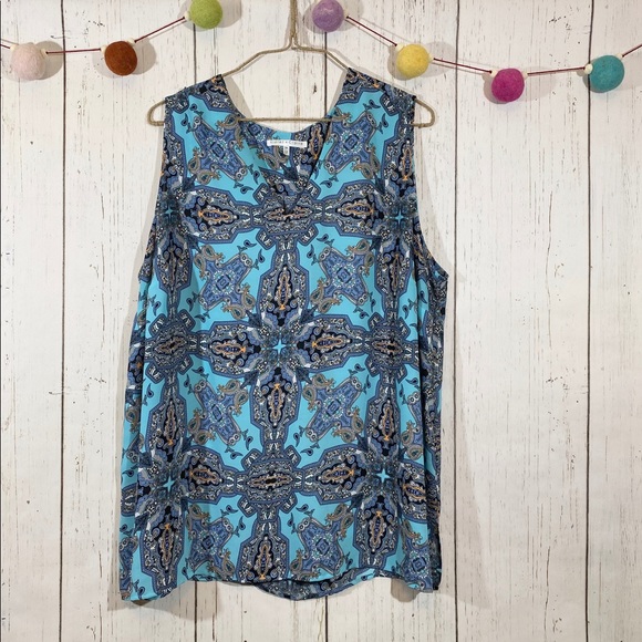 Violet & Claire Tops - Violet & Claire • Tank Top